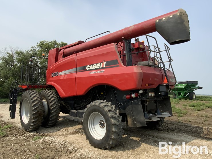 2011-case-ih-5088-image-7