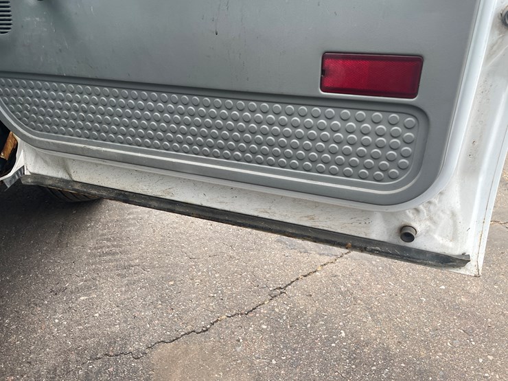2003-ford-f550-image-83