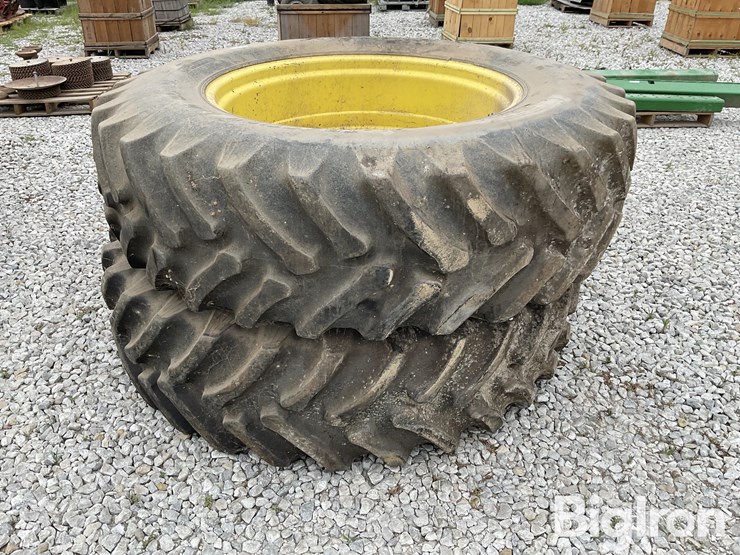 john-deere-10-image-2