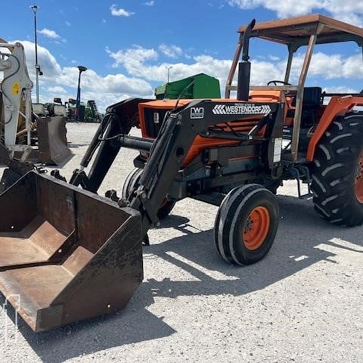 KUBOTA M6950