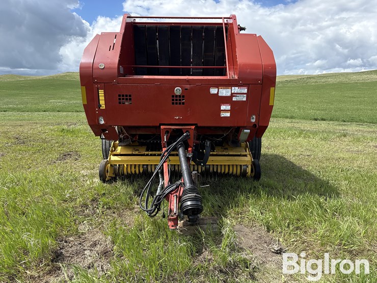 2012-new-holland-br7090-image-2