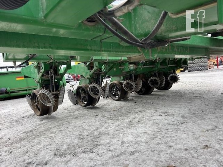 john-deere-1770-image-25