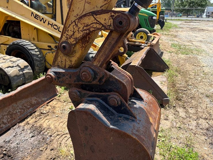 2010-caterpillar-305c-cr-image-6