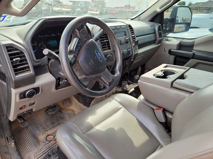 2017-ford-f350-sd-image-8