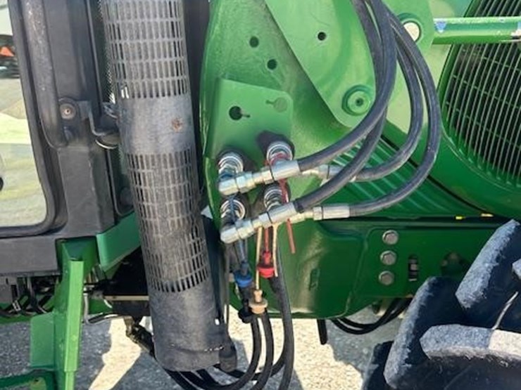 john-deere-6420-image-12