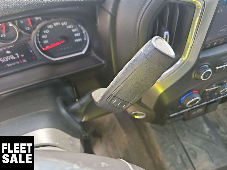 2019-chevrolet-silverado-1500-image-12