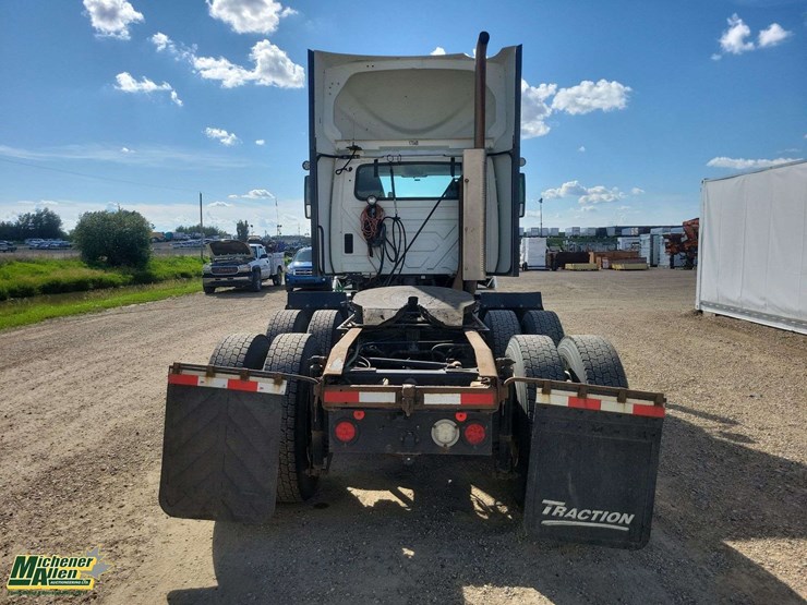 2017-international-prostar-image-19