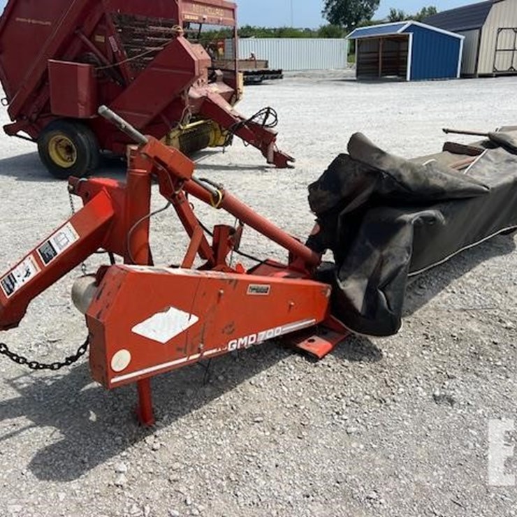 KUHN GMD700
