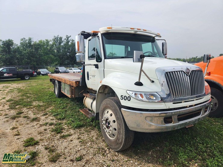 2007-international-durastar-4400-image-4