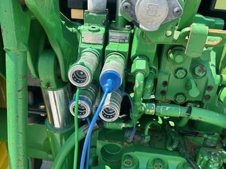 2009-john-deere-6430-image-4
