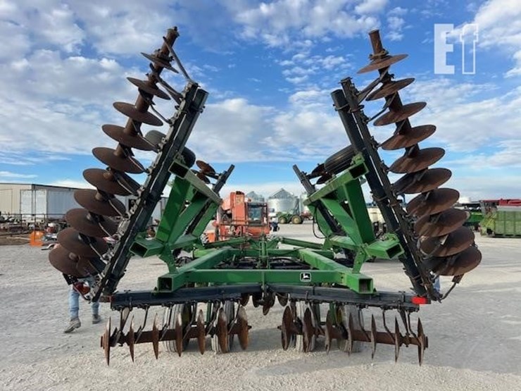 john-deere-630-image-5