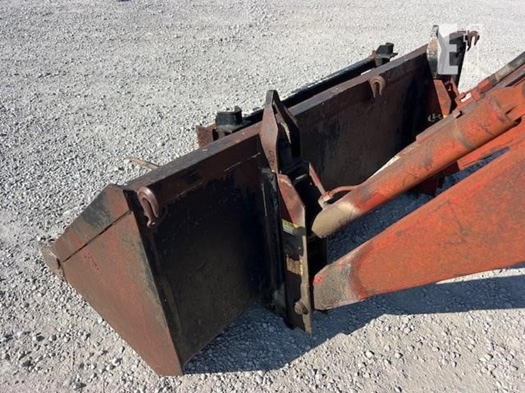 massey-ferguson-175-image-12