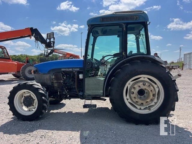 2002-new-holland-tn95f-image-6