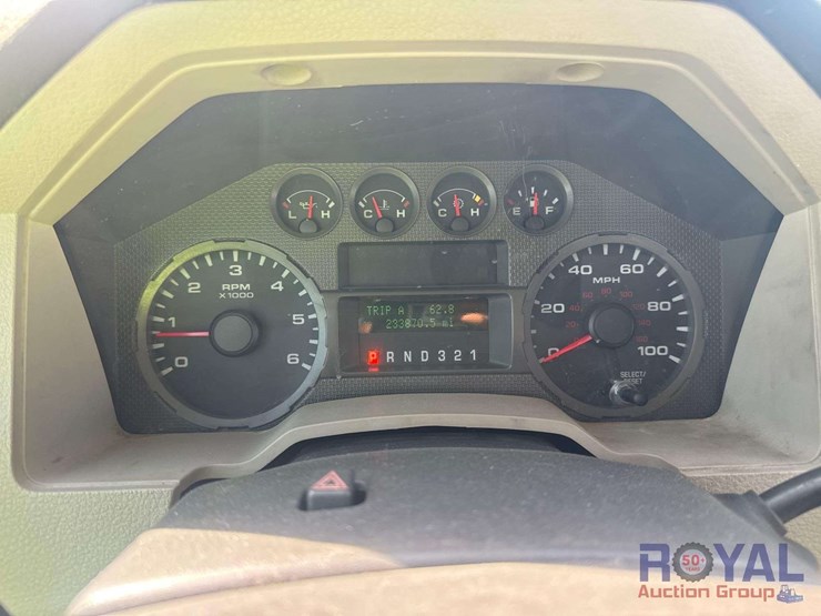 2009-ford-f550-image-14
