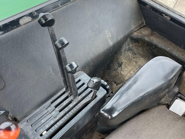 john-deere-4640-image-44