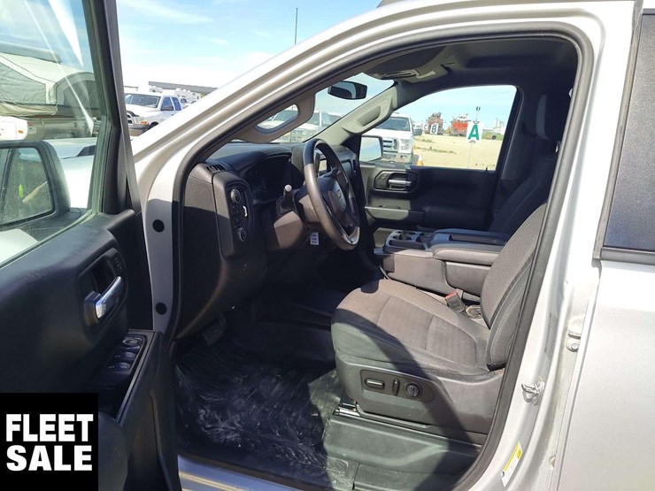 2019-chevrolet-silverado-1500-image-13