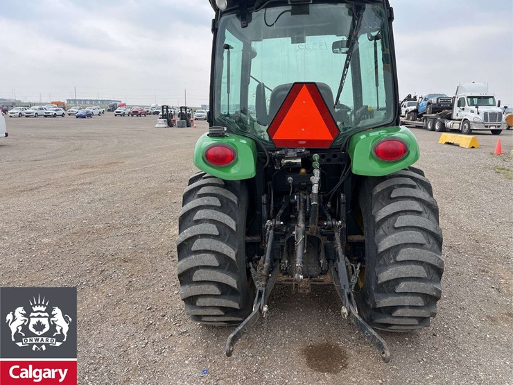 2011-john-deere-3520-image-12