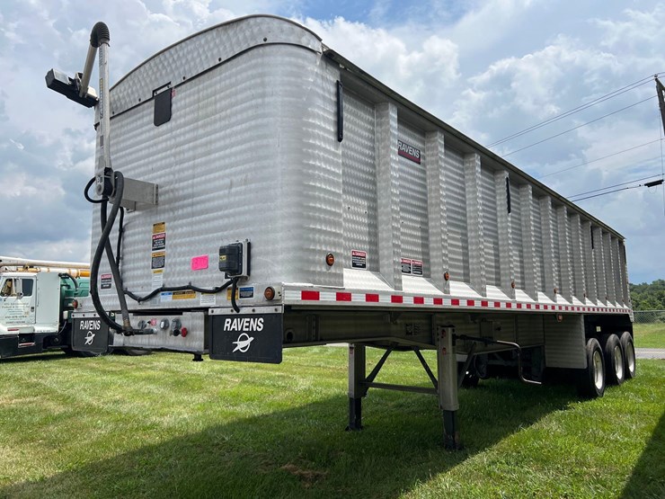 2024-axle-dump-trailer-image-1