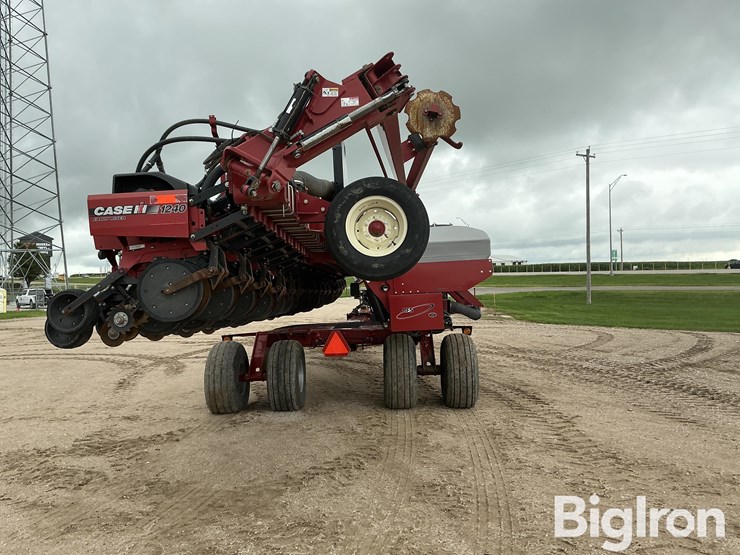 2011-case-ih-1240-image-6