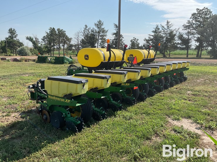 2013-john-deere-1760-image-7