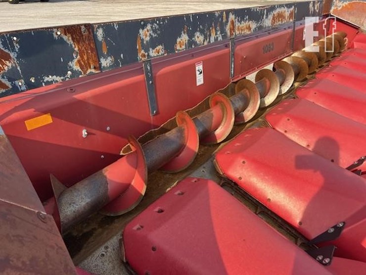 case-ih-1083-image-18