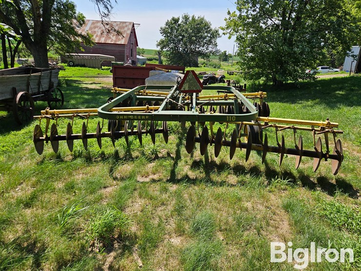 john-deere-110-image-6