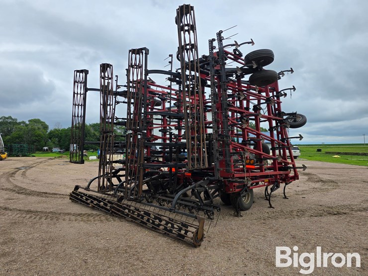 2011-case-ih-200-image-5