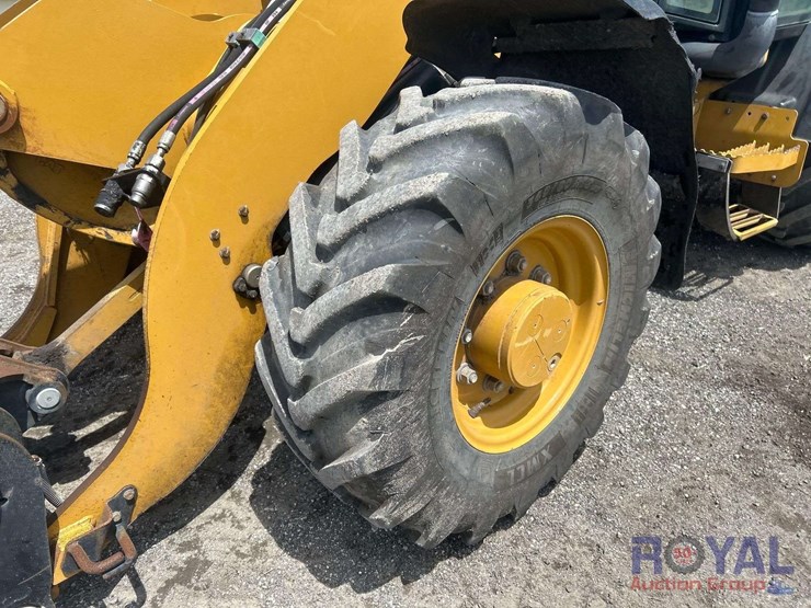 cat-loader-image-23