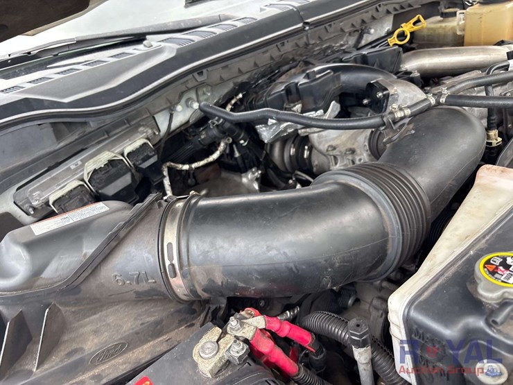 2018-ford-f350-image-13