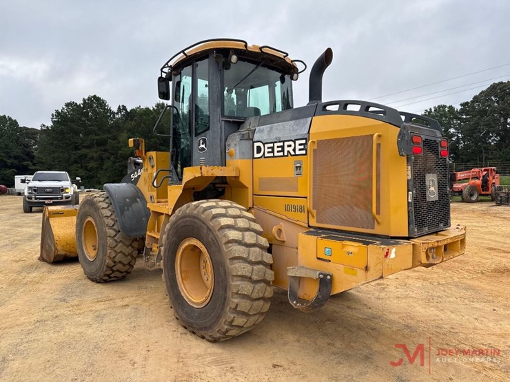 2016-deere-544k-image-3