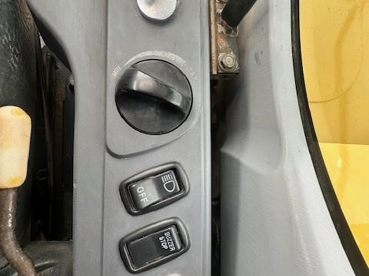 komatsu-pc78mr-6-image-24