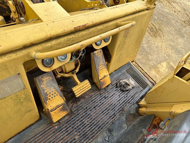 caterpillar-943-lgp-image-17