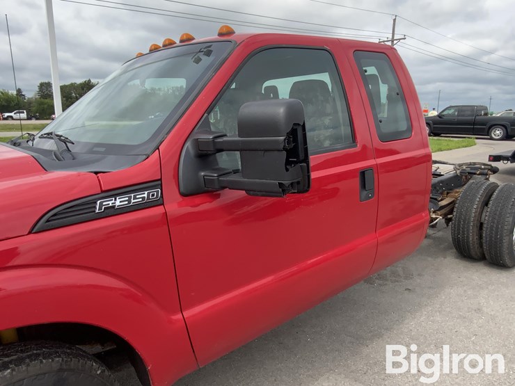 2015-ford-f350-xl-image-15