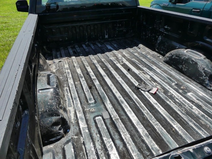 2018-ford-f150-xl-image-5