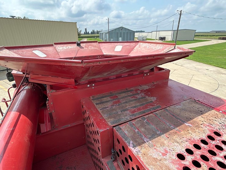 case-ih-2388-image-100