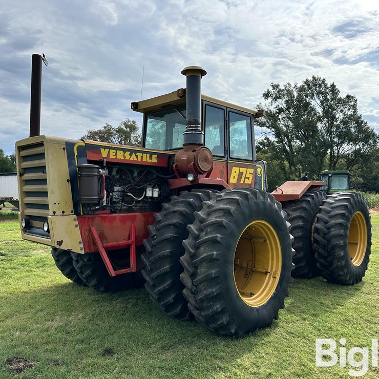 1979 VERSATILE 875