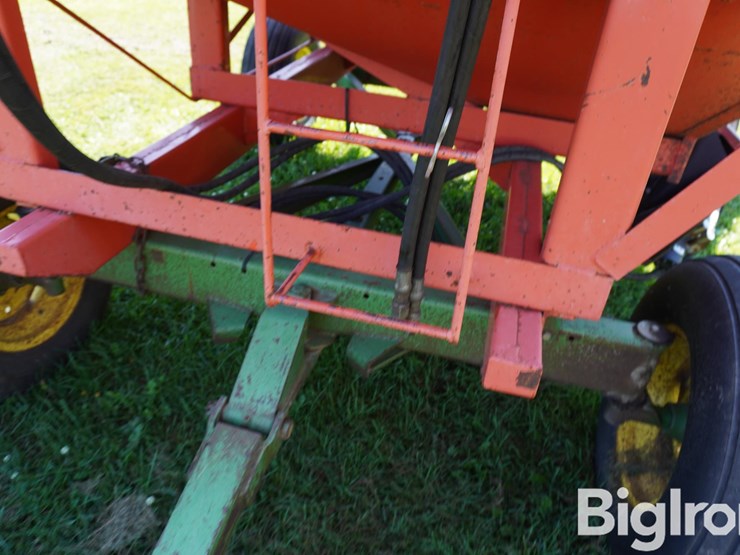 john-deere-250-image-11