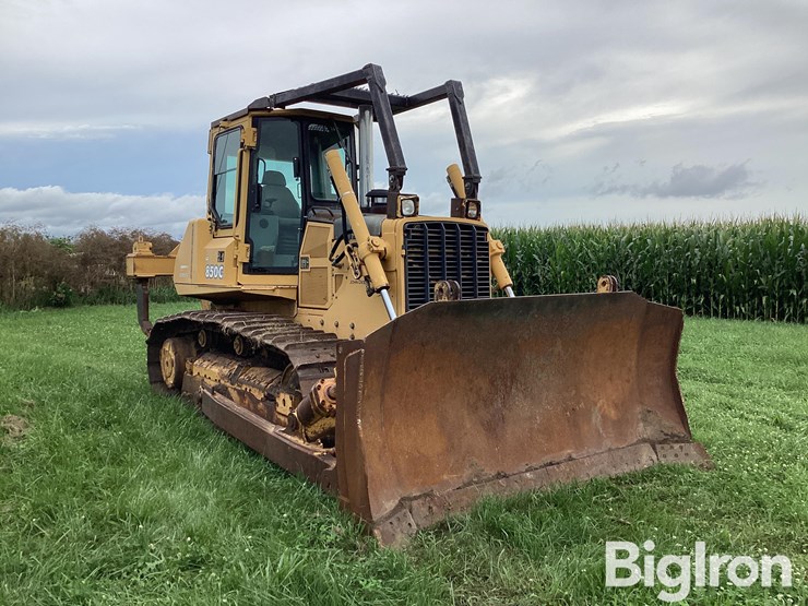 2003-deere-850c-lt-image-3