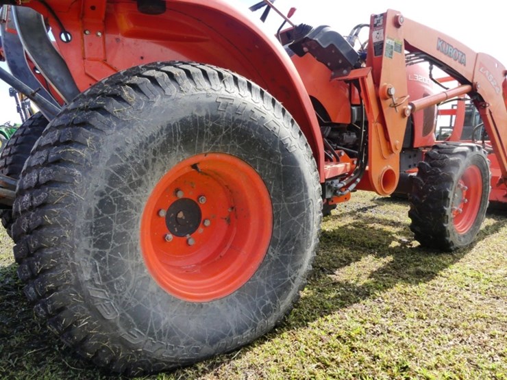 2011-kubota-l3200-image-7