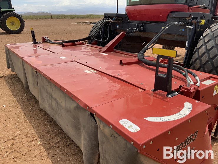 2019-case-ih-wd2104-image-16