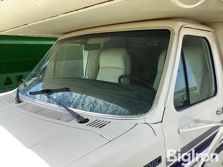 1991-ford-e350-image-10