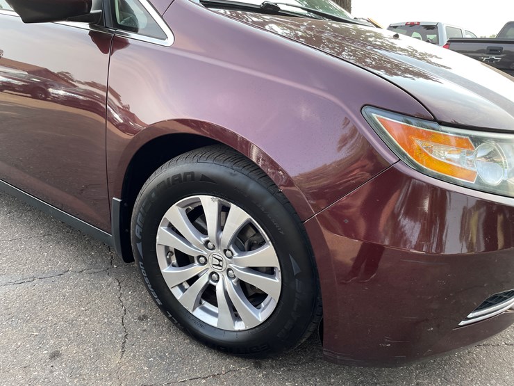 2014-honda-odyssey-image-28