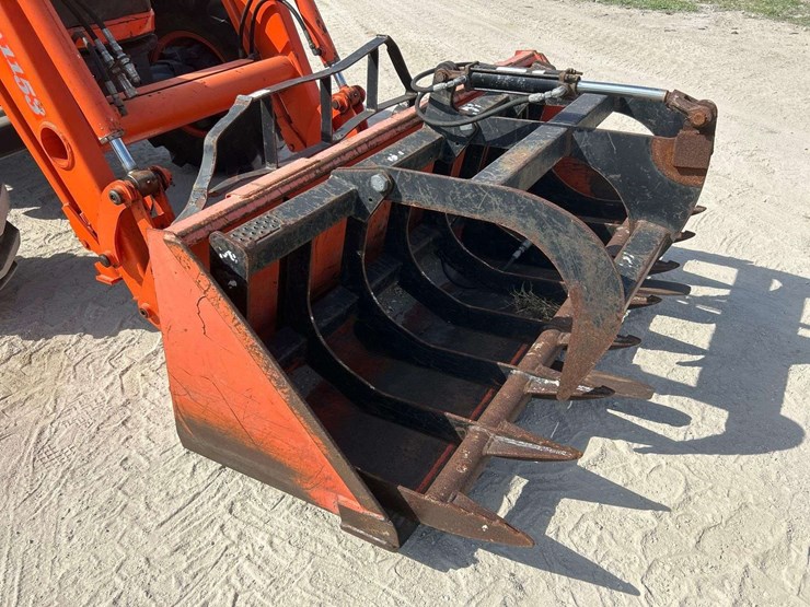 2007-kubota-m5040d-image-7