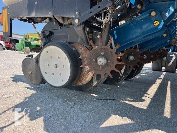2008-kinze-3800sds-image-15