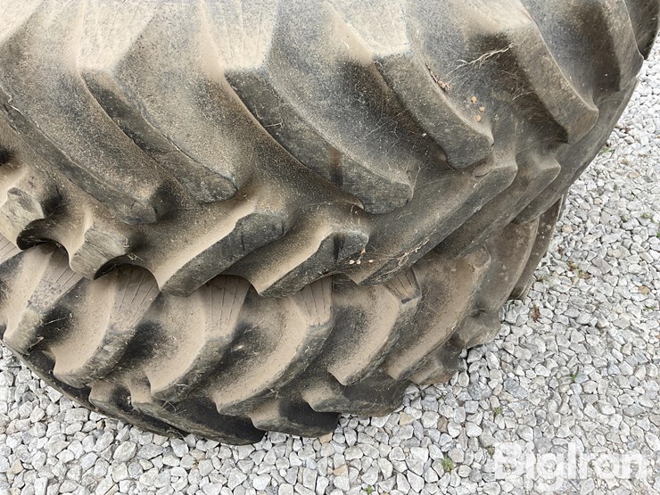 john-deere-10-image-16