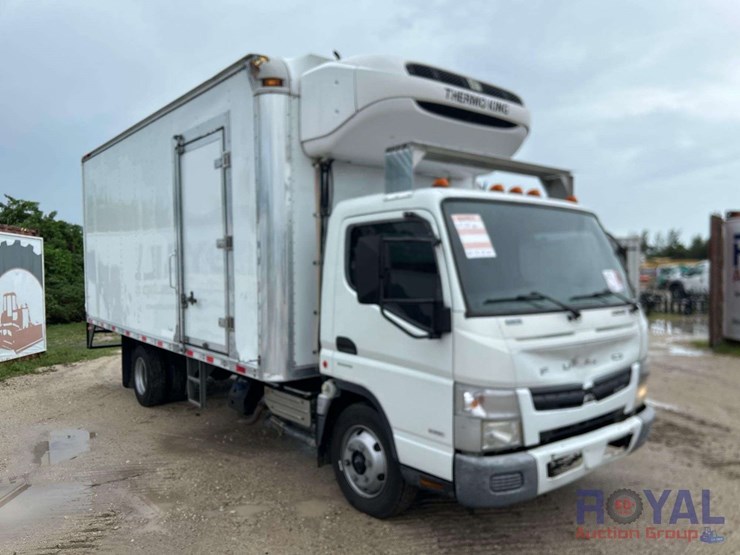 2013-mitsubishi-fuso-fec92s-image-2