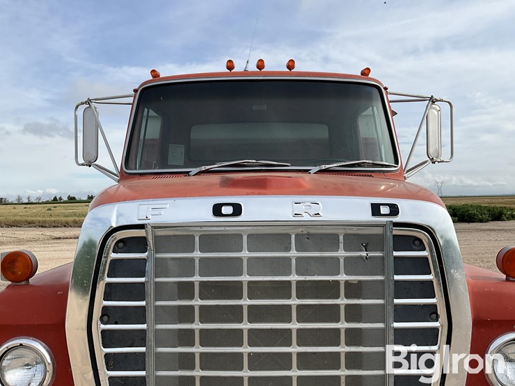1972-ford-750-image-10