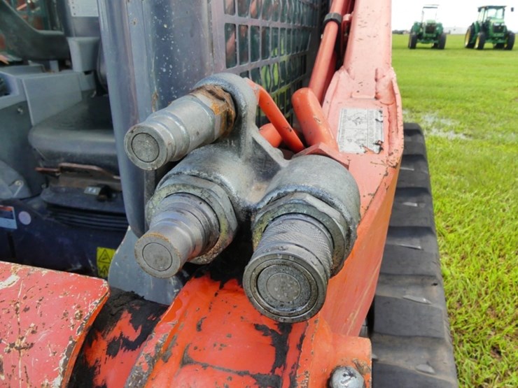 kubota-svl75-2-image-12