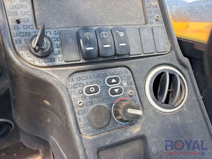 jcb-507-42-image-9