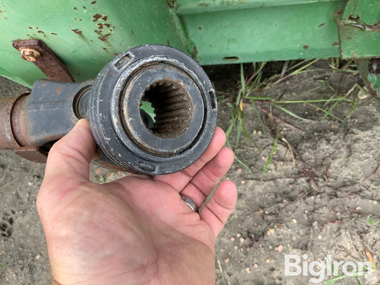 john-deere-843-image-11